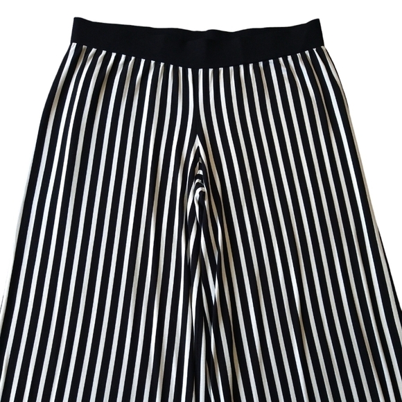 Lauren Ralph Lauren White Black Vertical Stripe Pull On Wide Leg Pants Modern - Picture 4 of 9